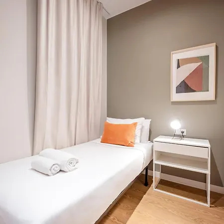 Sweett - La Villarroel Aparthotel 4*