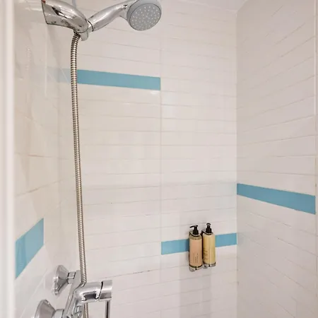 Sweett - La Villarroel Aparthotel 4*