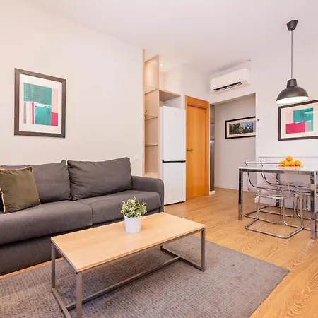 Aparthotel Sweett - La Villarroel