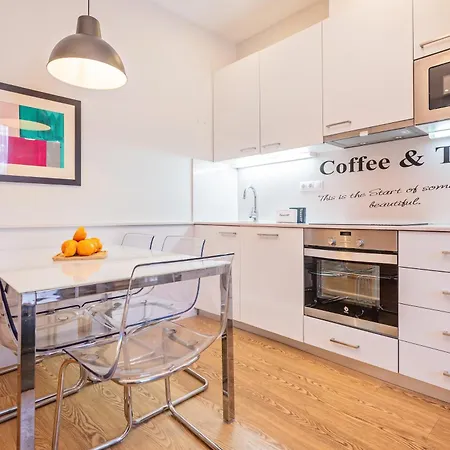 Aparthotel Sweett - La Villarroel Barcelona
